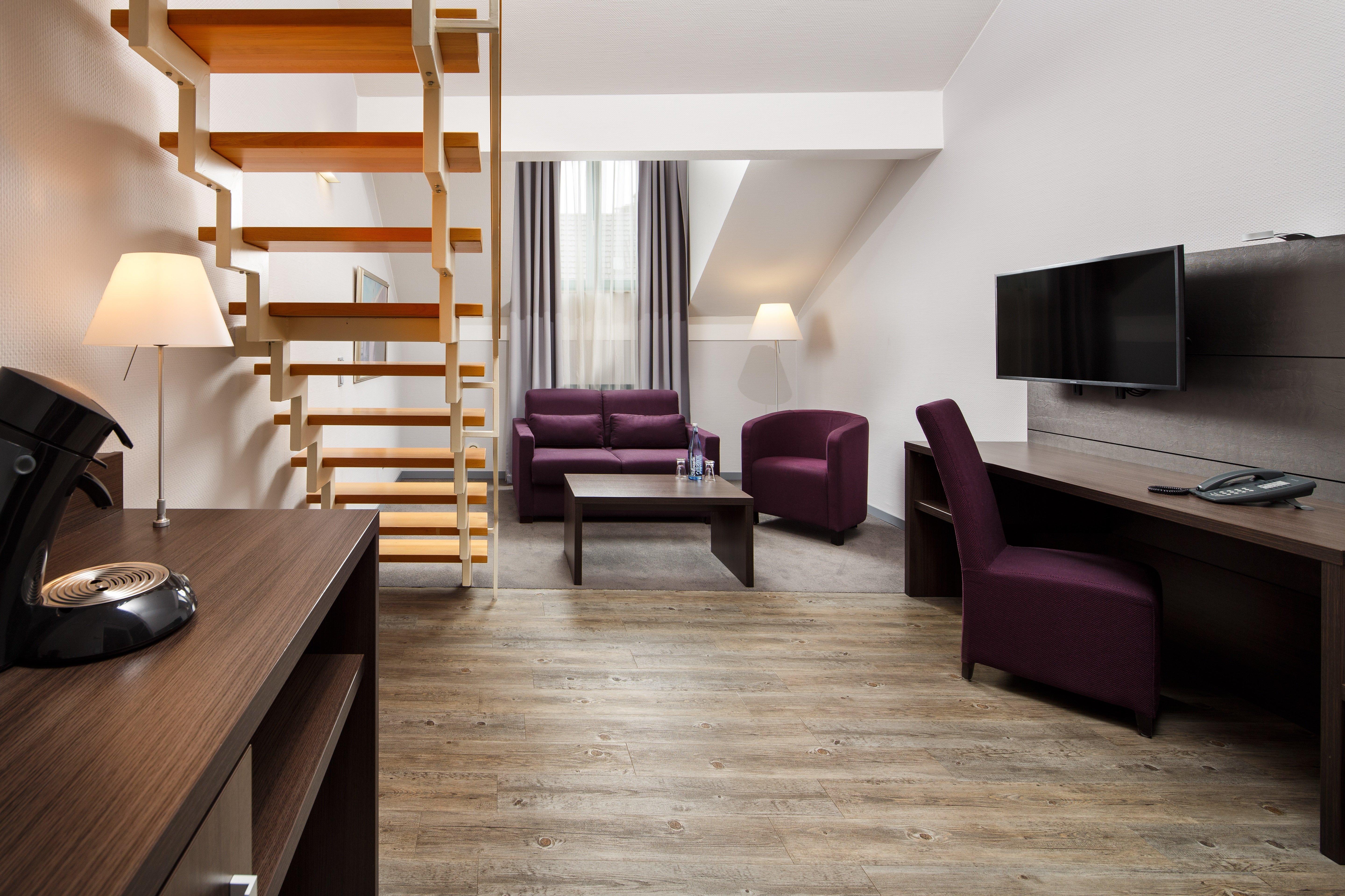 Holiday Inn Duesseldorf Hafen, An Ihg Hotel Exterior photo